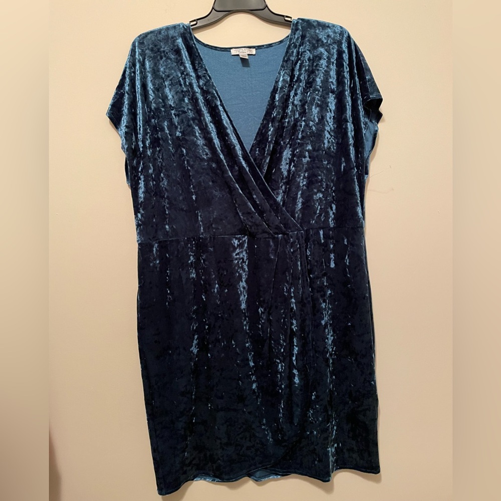London Style Velvet Wrap Dress